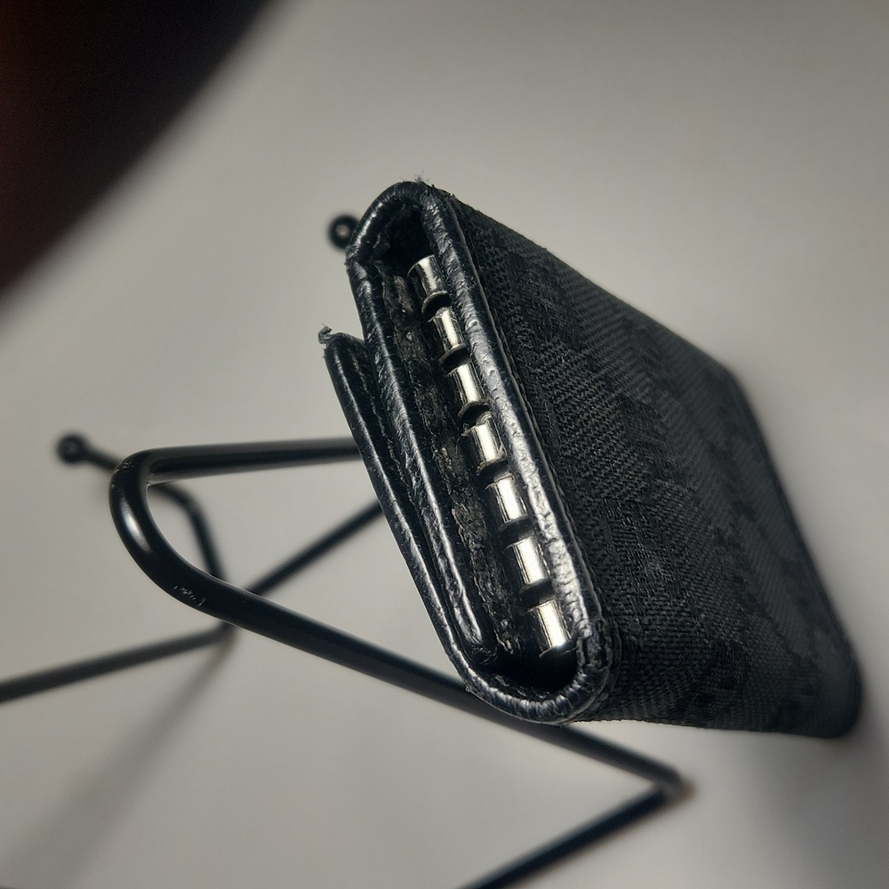 Gucci Key Case EUC - Picture 10 of 11